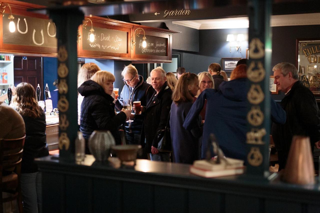 The Three Horseshoes East Worldham Alton  Zewnętrze zdjęcie