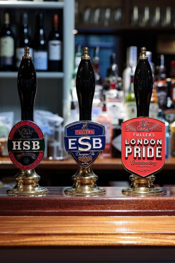 The Three Horseshoes East Worldham Alton  Zewnętrze zdjęcie